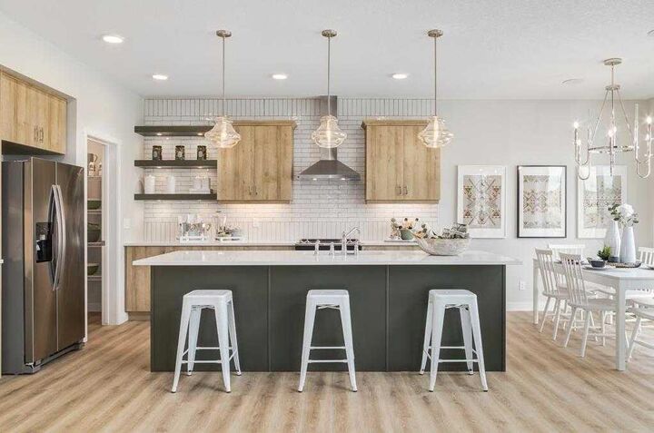 Property Photo:  26 Rodelle Common NW  AB T3L 0N2 