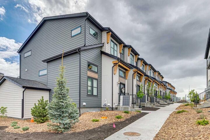 Property Photo:  135 Mahogany Parade SE 403  AB T3M 2J9 