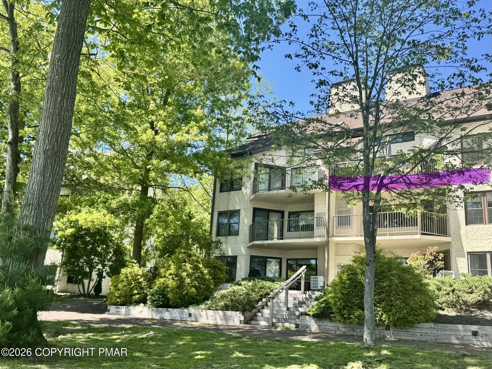 Property Photo: 25 Midlake Drive PA 18624