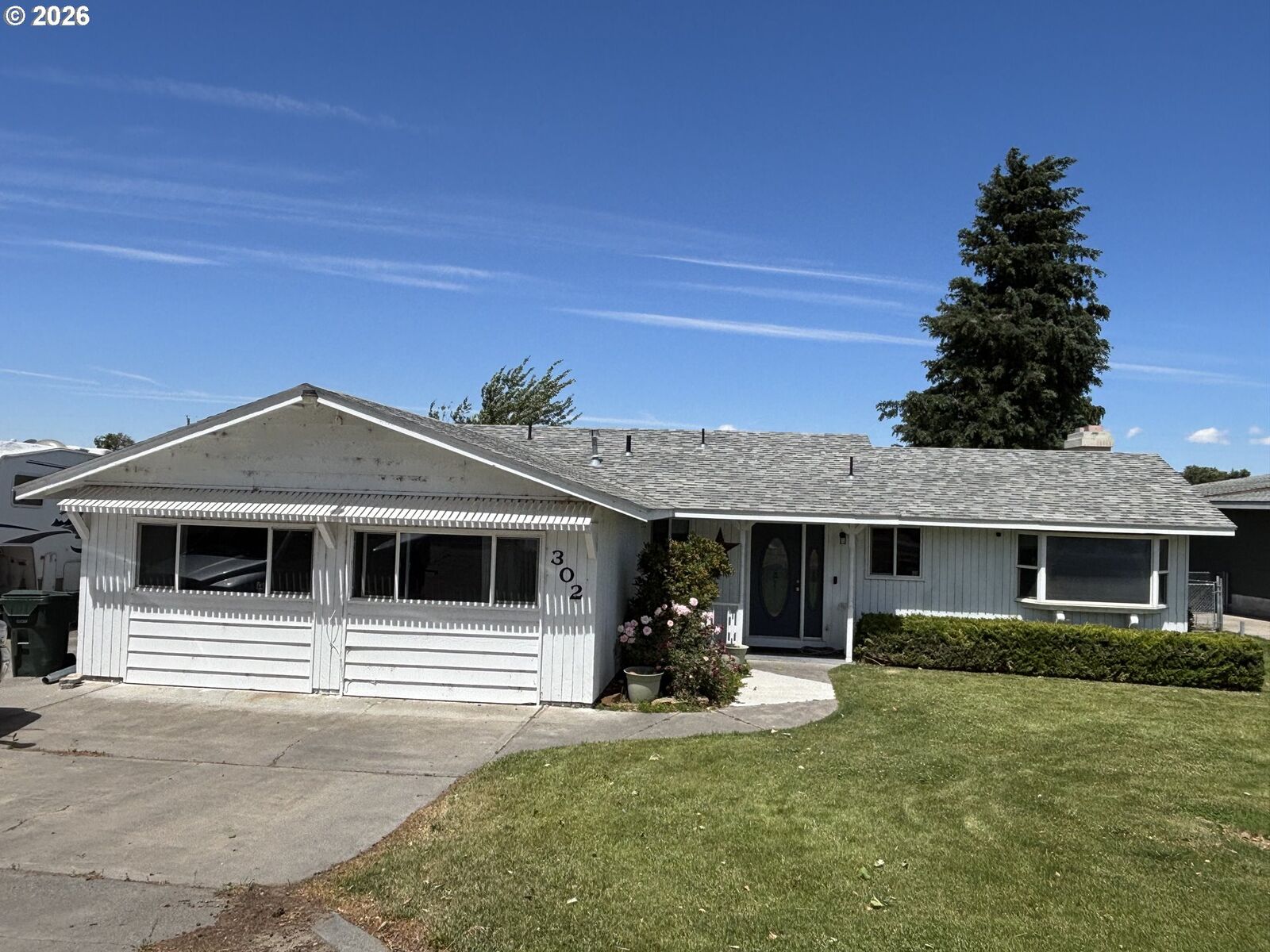 Property Photo: 302 NW Columbia Ave OR 97818