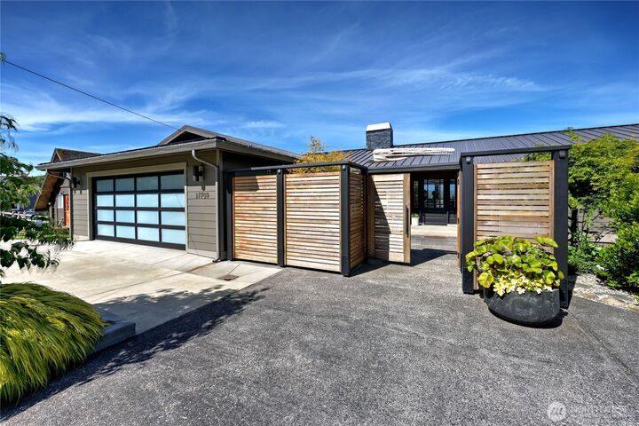 Property Photo: 37709 Olympic View Rd NE WA 98340
