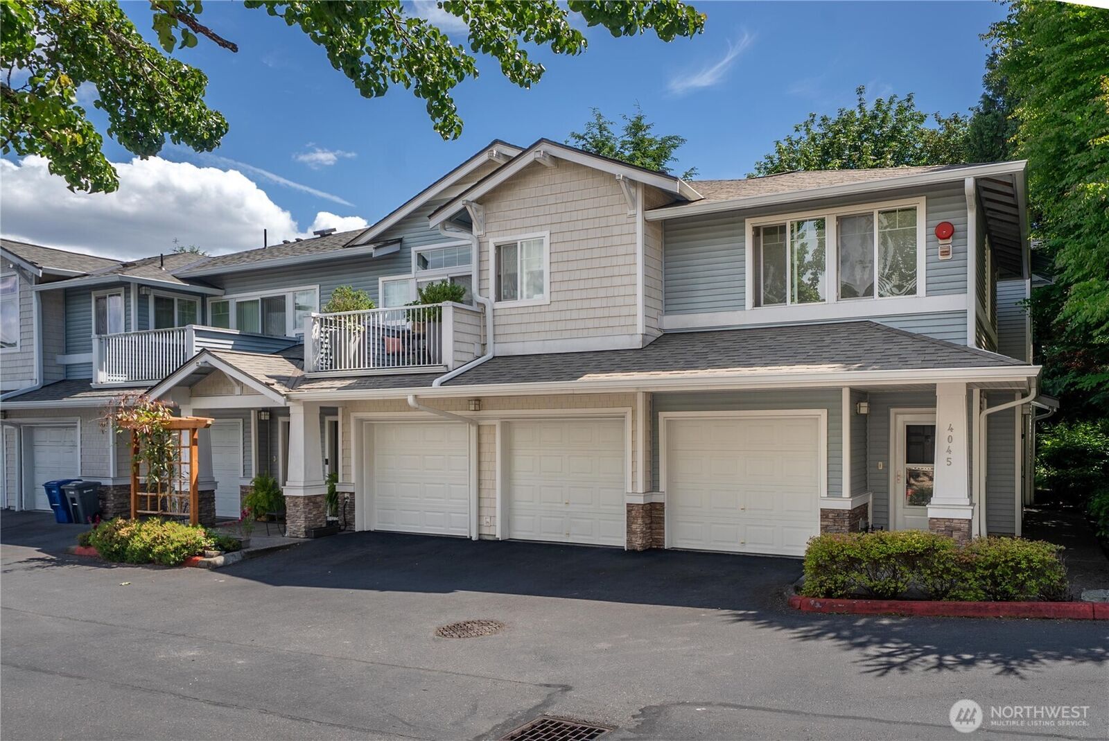 Property Photo: 4045 S 212th Court F WA 98198