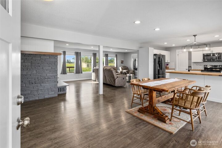 Property Photo:  7221  Kittitas Highway  WA 98926 