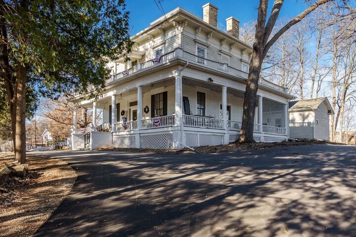 Property Photo: 2200 W Memorial Drive WI 53548