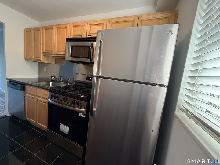 Property Photo: 91 Strawberry Hill Avenue 425 CT 06902
