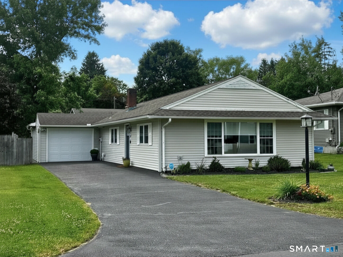 Property Photo:  31 Cowan Street  CT 06078 