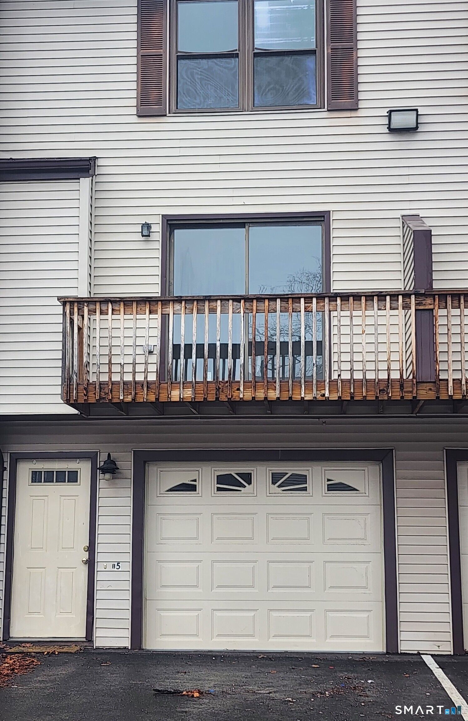 Property Photo:  15 Crest Street C15  CT 06516 