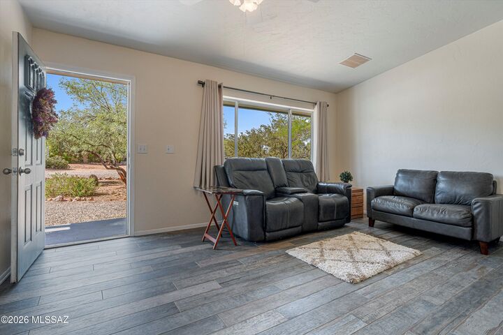 Property Photo: 3535 E Thornberry Lane AZ 85739