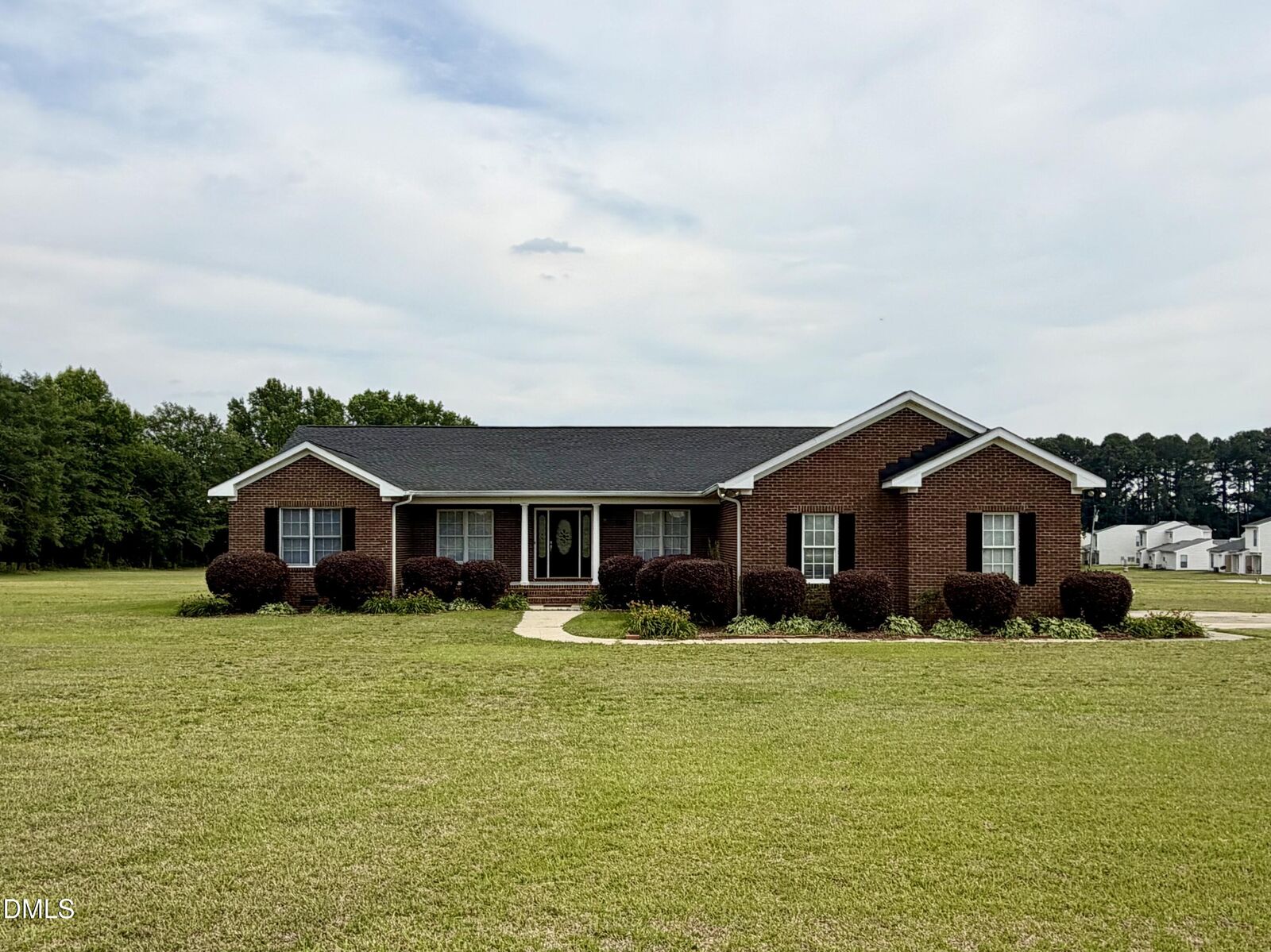 Property Photo: 800 Carolina Drive NC 28334