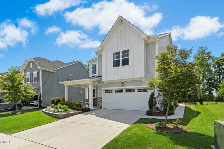 Property Photo:  813 Precipice Way  NC 27587 