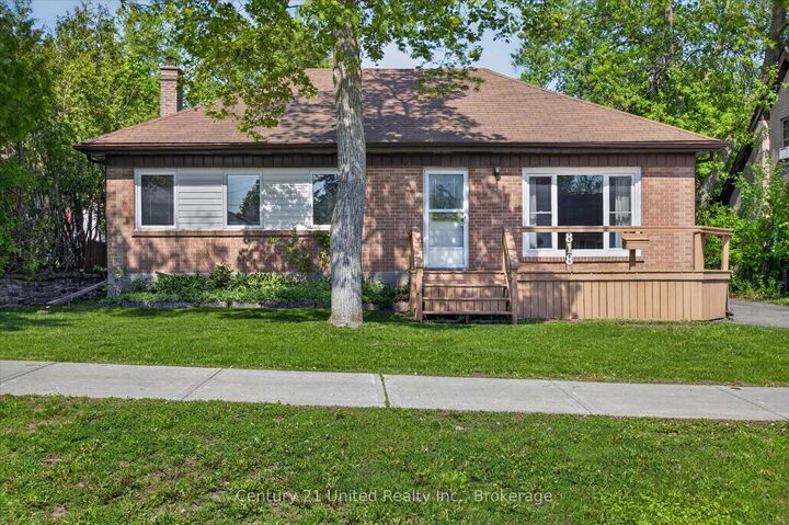 Property Photo: 818 Rishor Crescent ON K9H 5C7