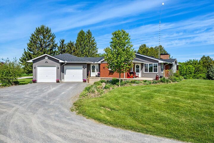 6443 Martin Street N — photo 1