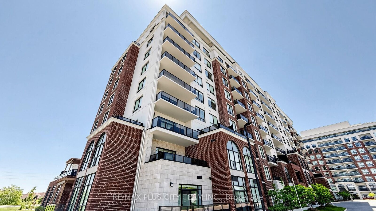 Property Photo: 480 Callaway Road 604 ON N6G 0Z3