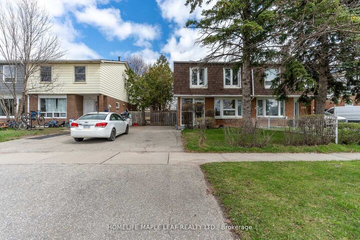148 Hansen Road N — photo 1