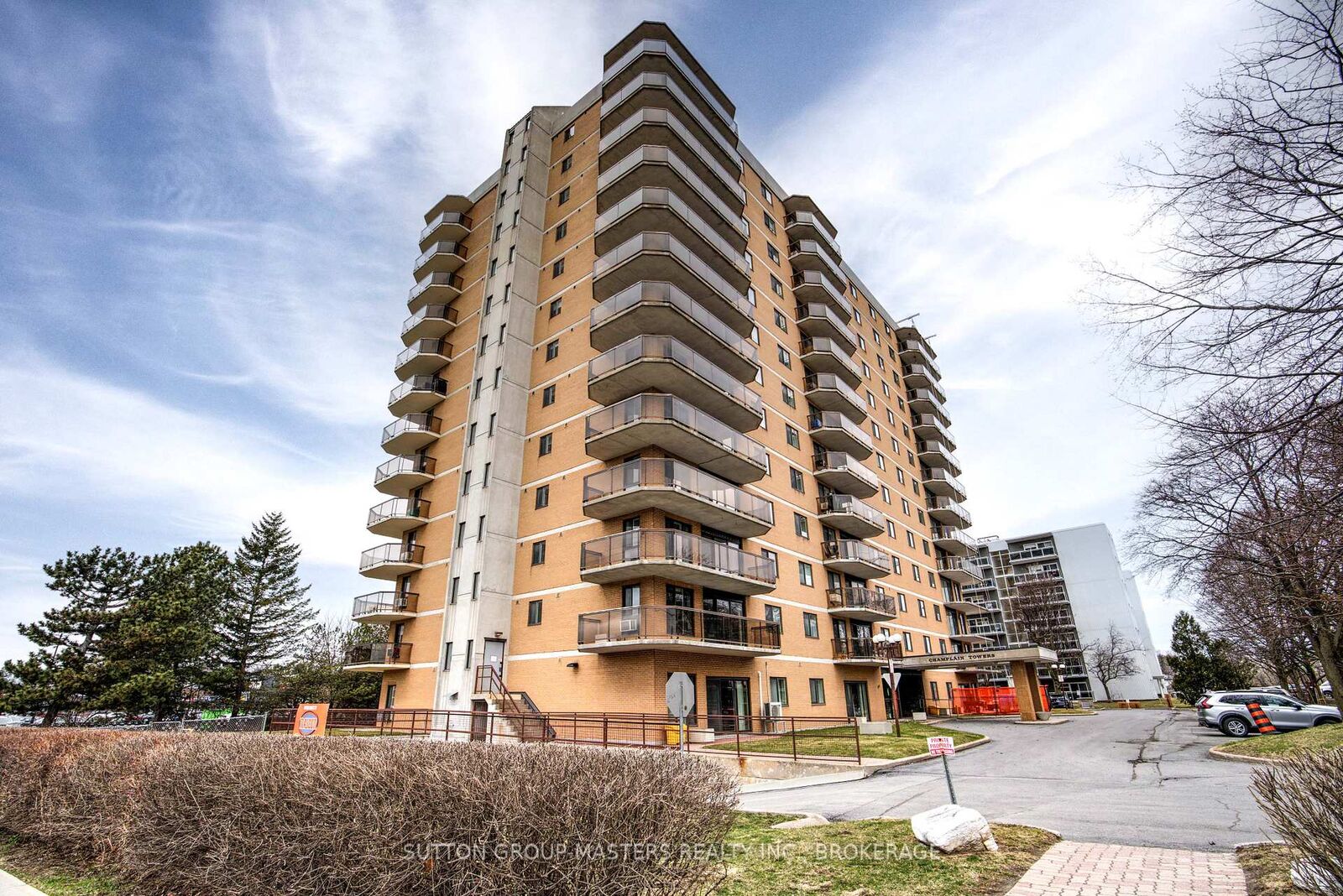 Property Photo:  257 Bath Road 1004  ON K7M 7T3 