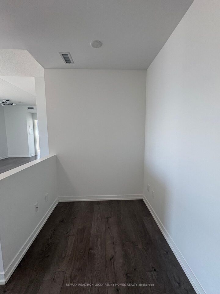 Property Photo: 49 East Liberty Street 903 ON M6K 0B2
