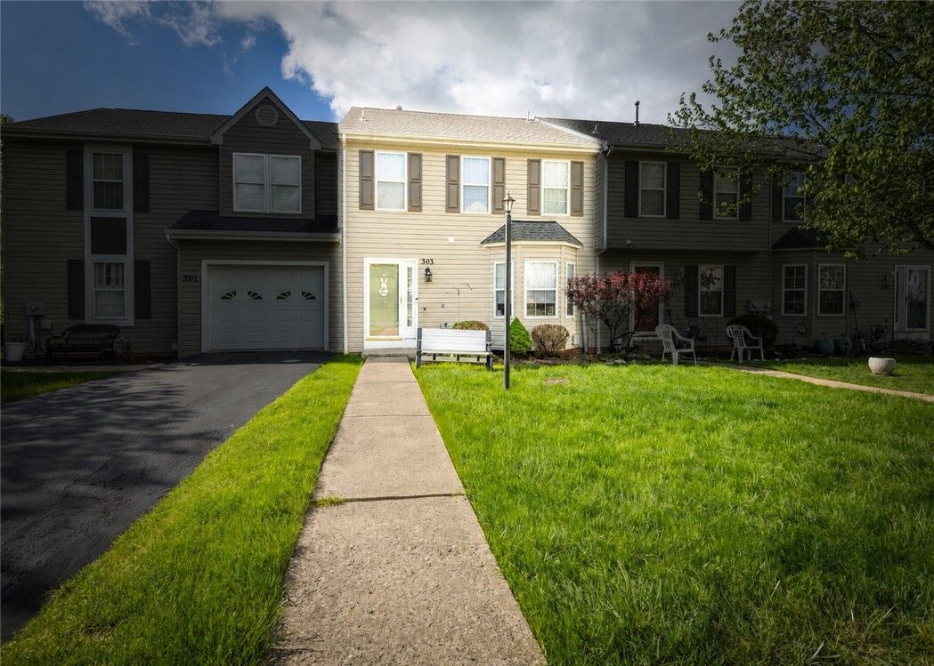 Property Photo: 303 Winners Circle PA 15317