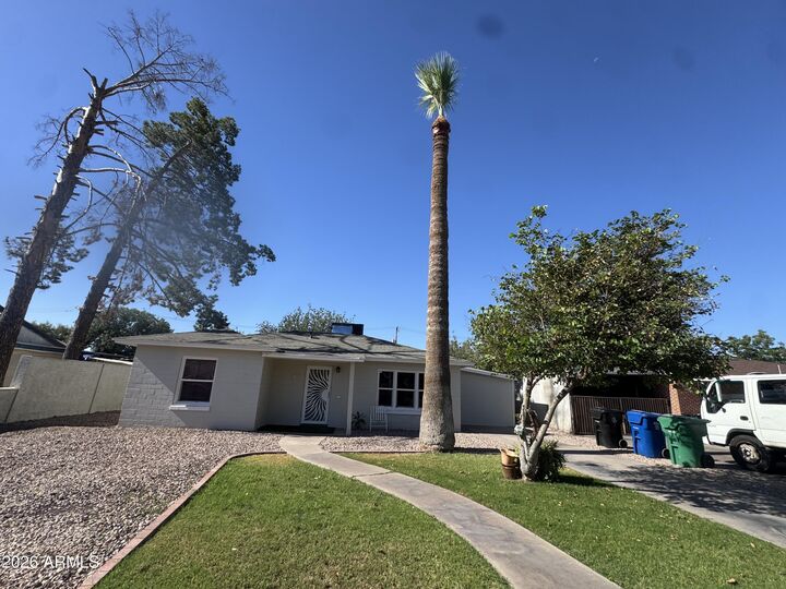 Property Photo:  725 E 1st Street  AZ 85203 