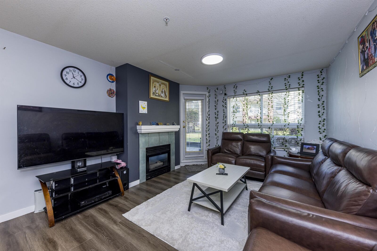 Photo de la propriété: 8068 120A Street 118 BC V3W 3P3