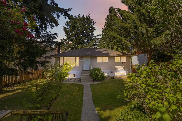 12301 99A Avenue — photo 1