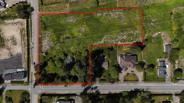 Property Photo: 12783 56 Avenue BC V3X 2Y7