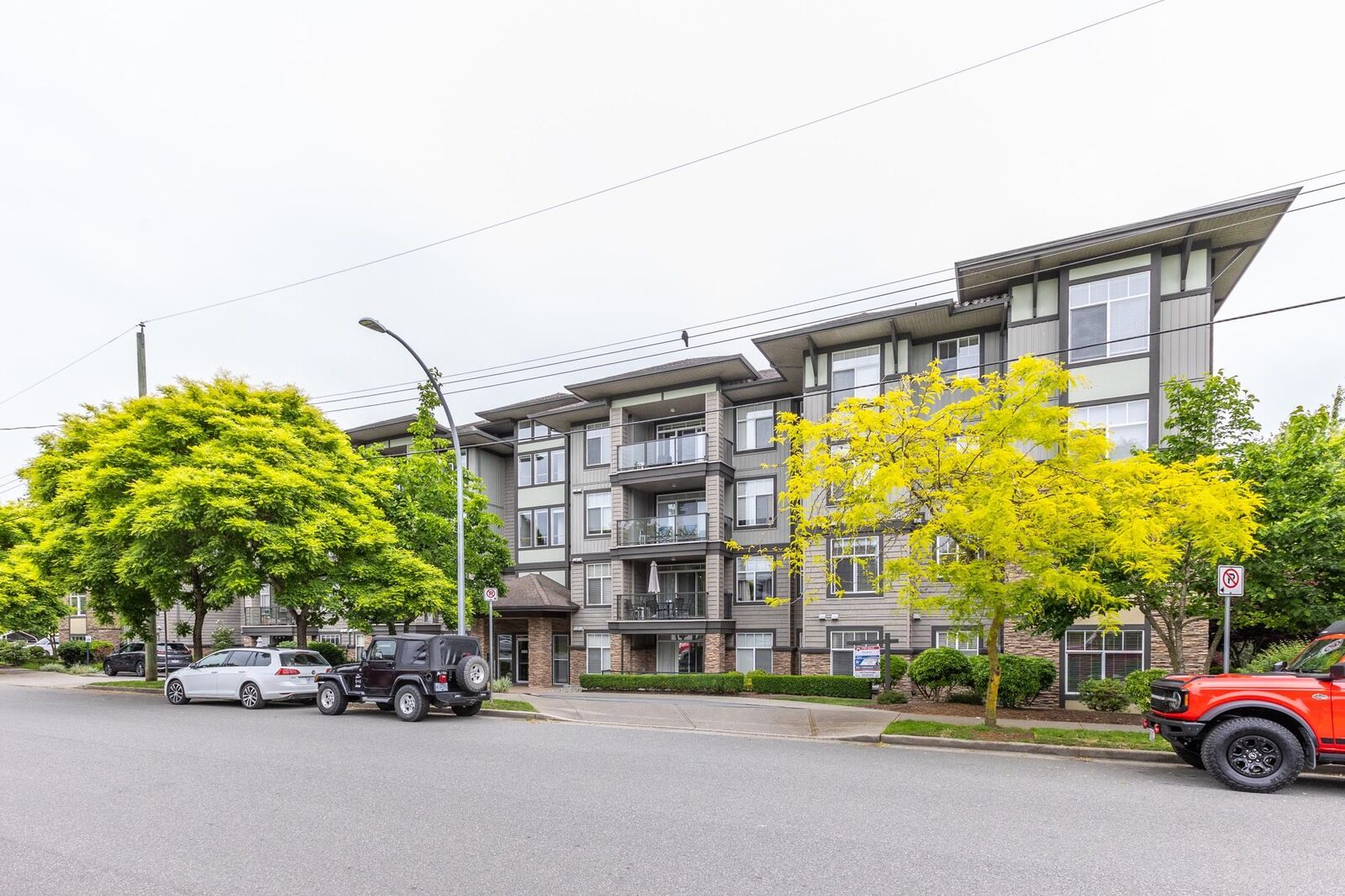Property Photo:  2068 Sandalwood Crescent 110  BC V2S 3H6 