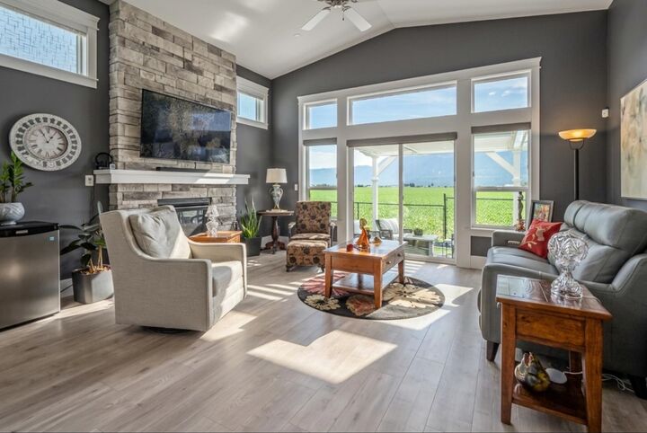 Property Photo: 46213 Hakweles Road 97 BC V4Z 0C6