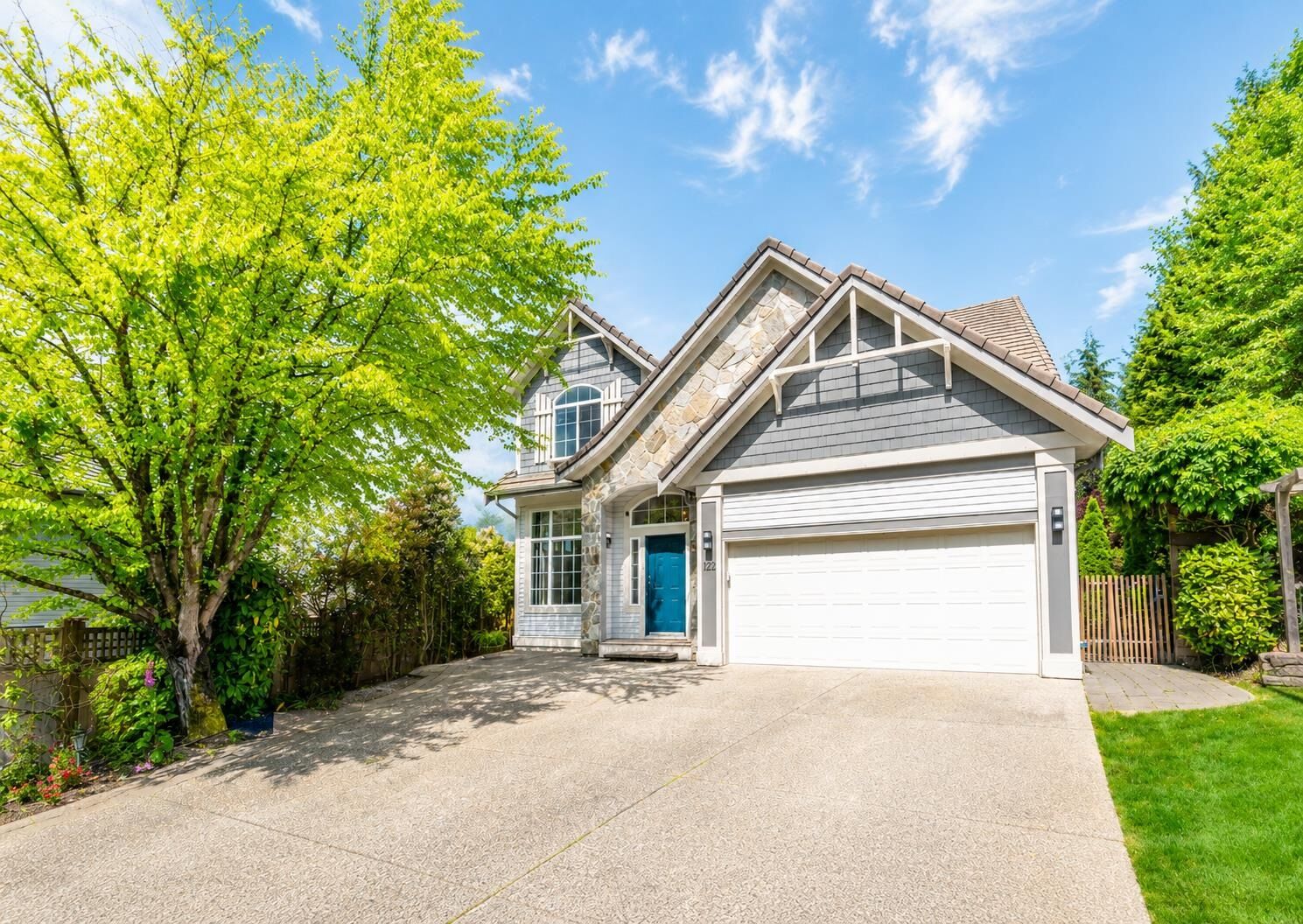 Property Photo: 122 Chestnut Court BC V3H 5G4