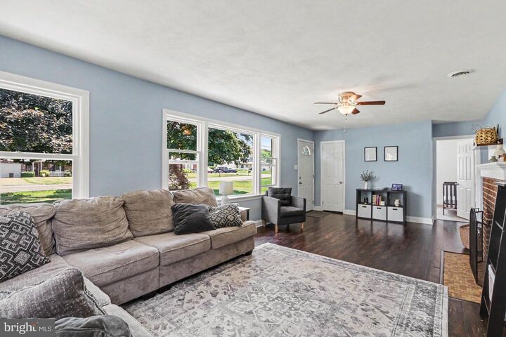 Property Photo:  829 Old Forge Road  PA 17070 