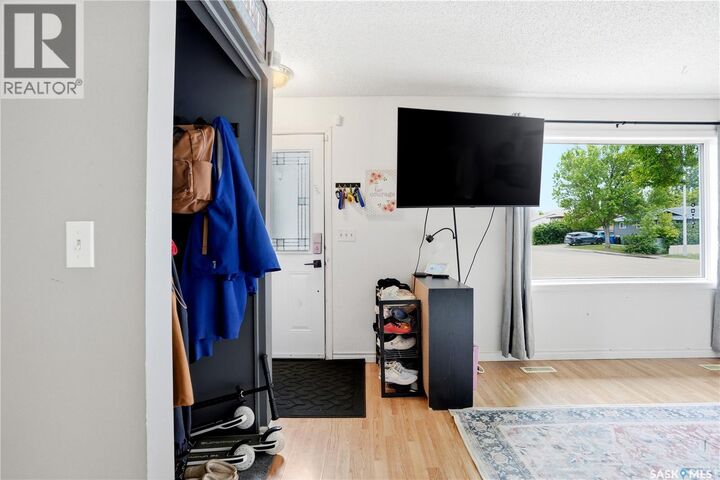 Property Photo: 350 Weyakwin Drive SK S7J 4H5