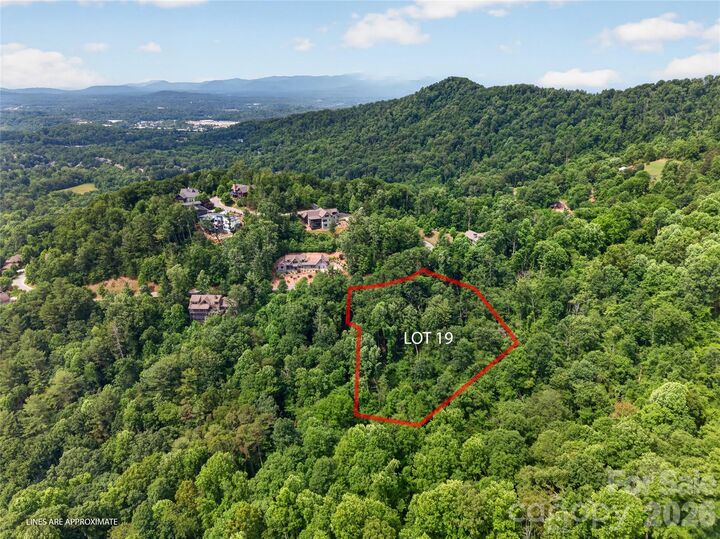 Property Photo:  85 Boulder Creek Way 19  NC 28805 
