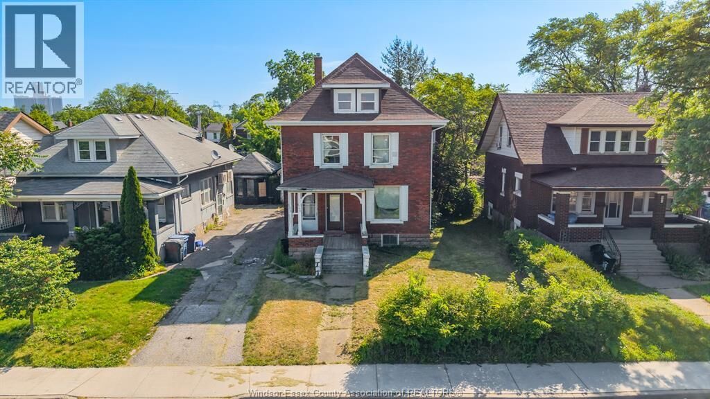 Property Photo: 540 Campbell Avenue ON N9B 2H4