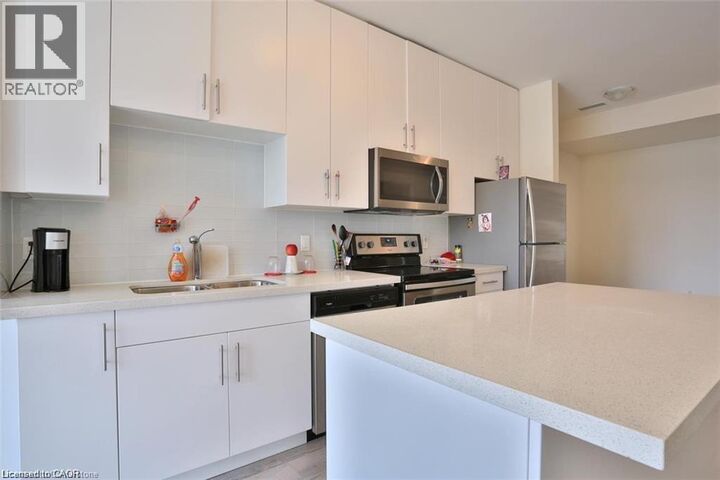 Property Photo:  690 King Street 204  ON N2G 0B9 