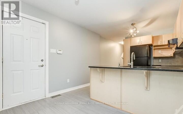 Photo de la propriété: 395 Chapman Mills Drive A ON K2J 0M7