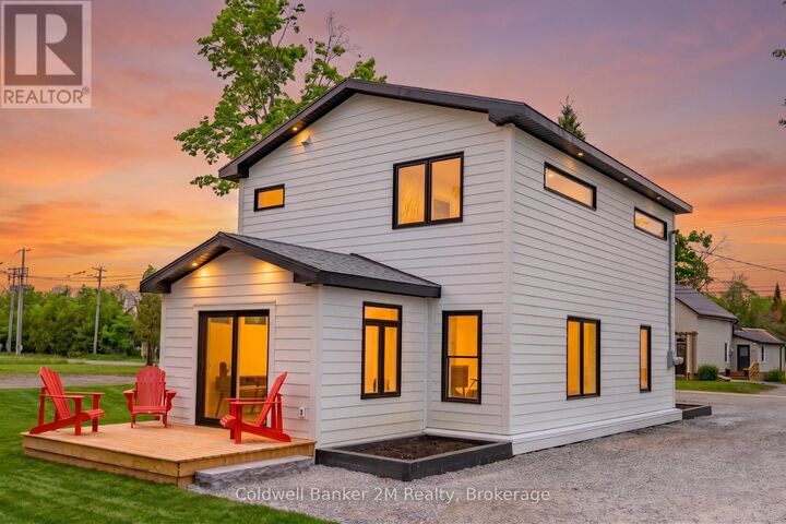 Photo de la propriété: 64 Head Street ON K0M 1A0