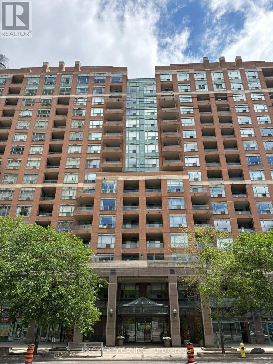 Property Photo:  887 Bay Street 1203  ON M5G 2E5 