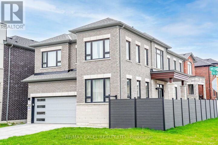 Property Photo:  231 Fallharvest Way  ON L4A 5C2 