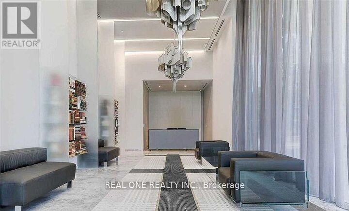 Property Photo:  8 Hillsdale Avenue East 729  ON M4S 0B2 