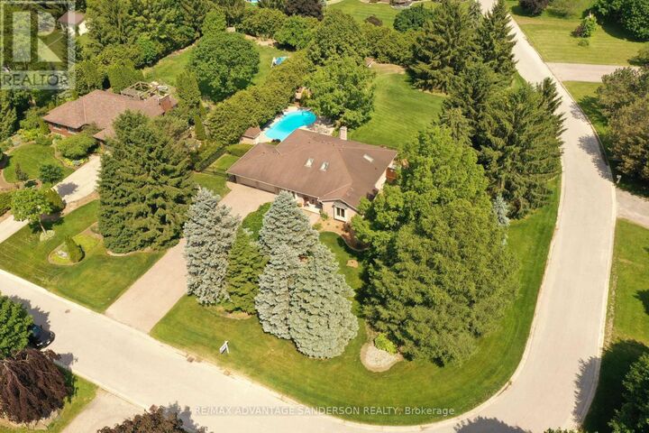 Property Photo: 109 Salisbury Drive ON N0M 1P0