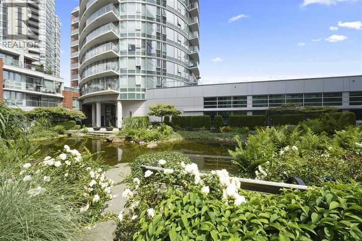 Property Photo:  688 Abbott Street 2208  BC V6B 0B9 