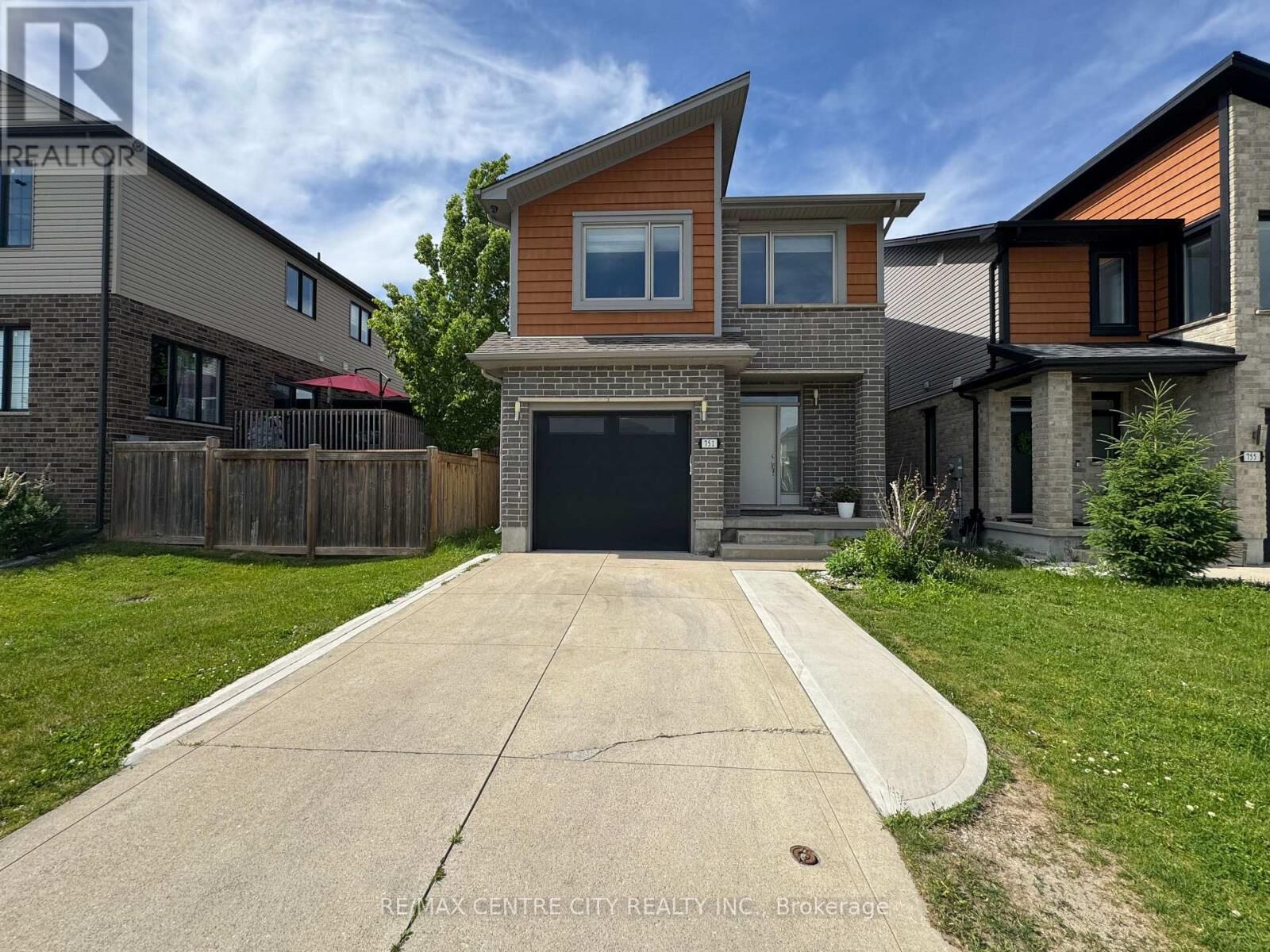 Property Photo:  751 Freeport Street  ON N6G 0R4 
