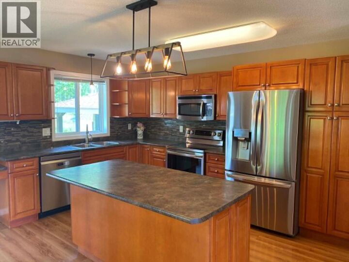 Photo de la propriété: 5404 Hillside Avenue BC V0C 1J0