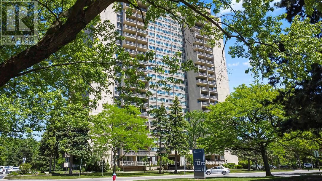 Photo de la propriété:  1359 White Oaks Boulevard 1401  ON L6H 2R8 