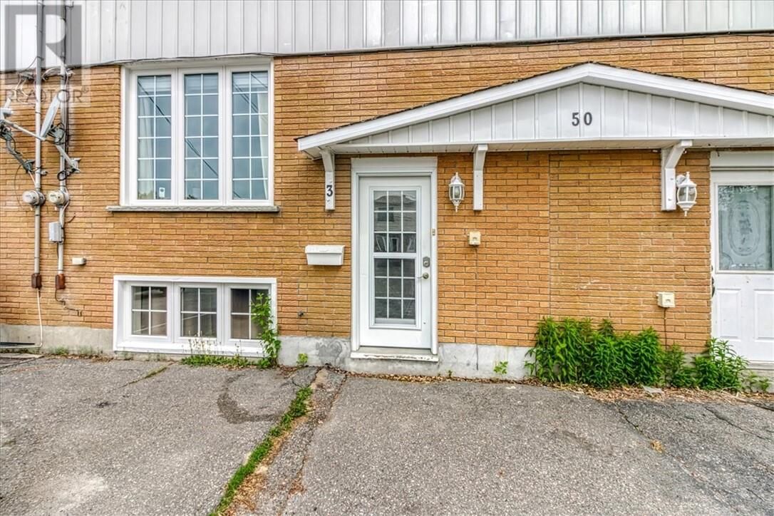 Property Photo:  50 Jeanne D'Arc Drive Unit# 3  ON P0M 1L0 