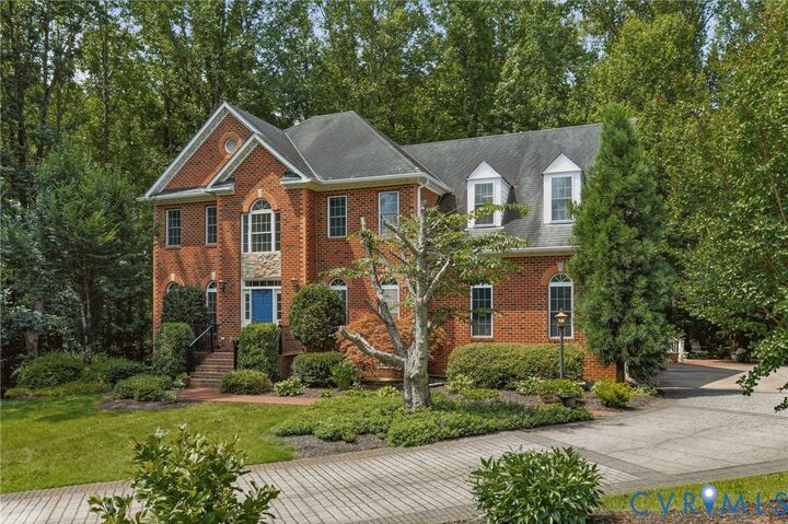 Property Photo:  604 Cross Ridge Ln  VA 23103 