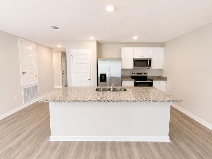 Property Photo: 3105 Tricia Circle FL 32539