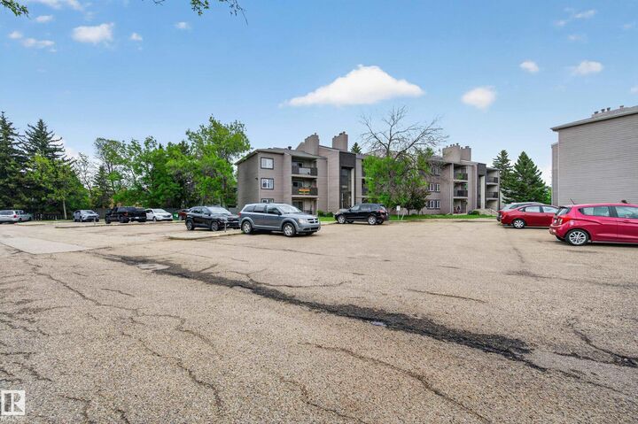 Property Photo: 49 Akins Drive 201 AB T8N 3M6