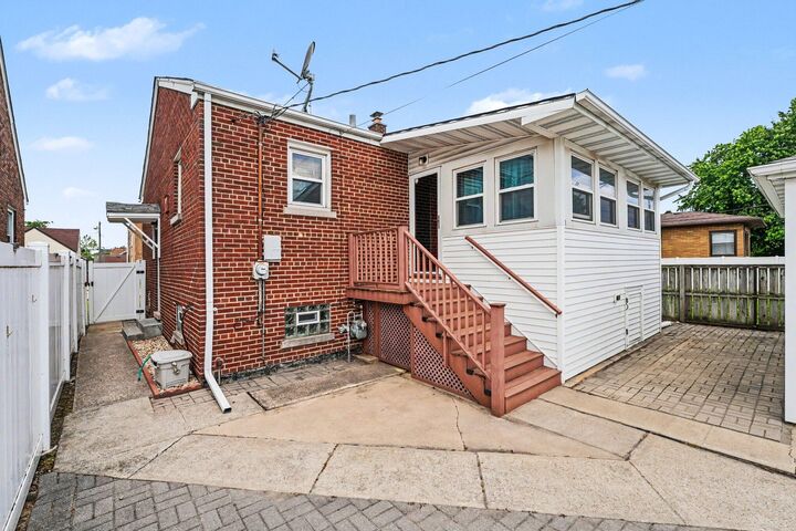 Property Photo: 2111 Stanton Avenue IN 46394
