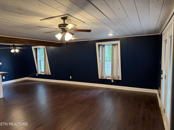 Property Photo:  913 Topside Rd  TN 37862 