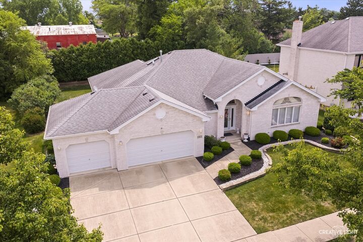 Property Photo:  13021 Holmes Drive  IL 60464 
